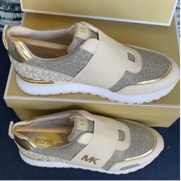 Michael Kors Teddi Trainer Glitter Chain Mesh White Rainbow WMNS - Picture 7 of 16